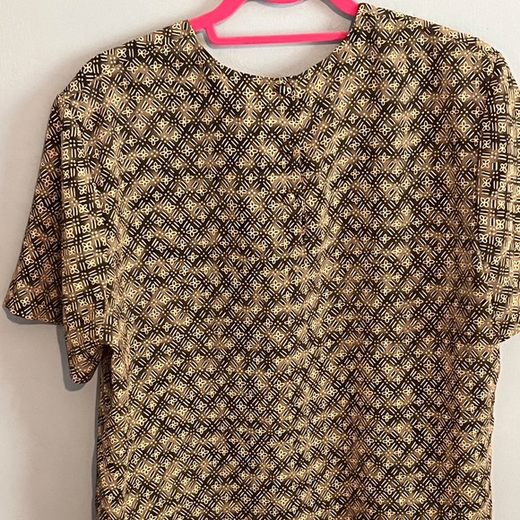 VINTAGE LE SUIT WOMEN BLOUSE  SIZE MEDIUM COLOR TAN/ DARK GREEN SHORT SLEEVE… - Picture 8 of 11